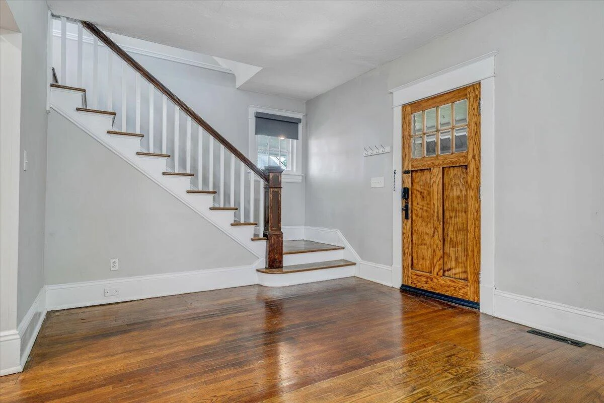 1414 Kenwood BLVD - Photo 3