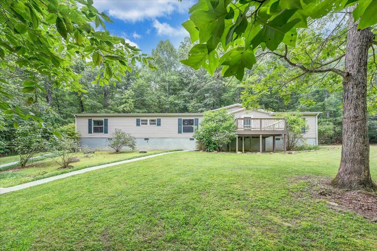 6733 Bradshaw RD