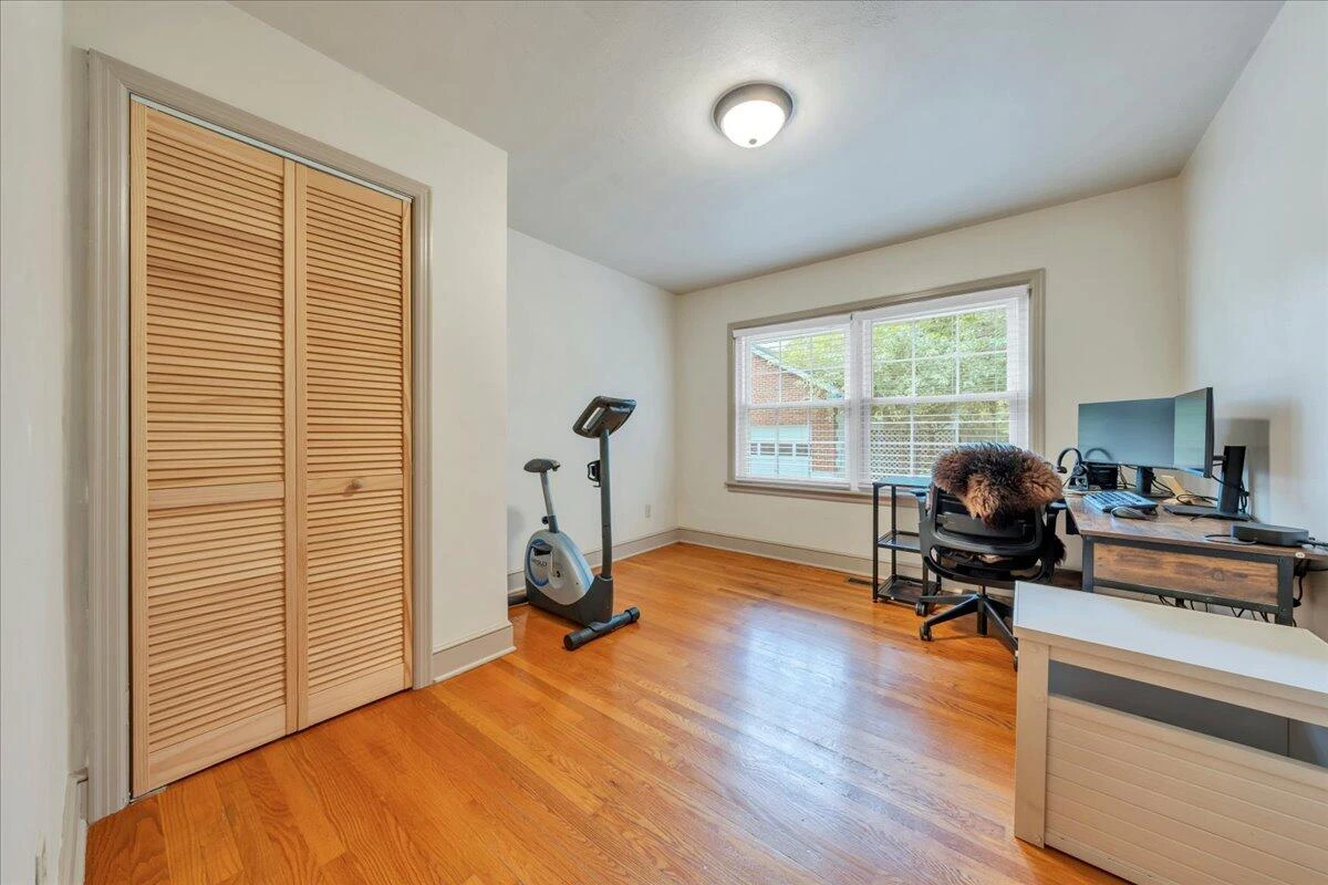 922 Hugh AVE - Photo 30