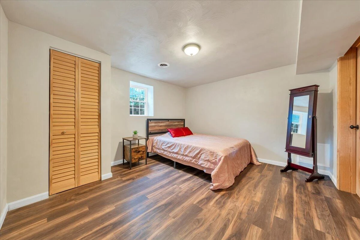 922 Hugh AVE - Photo 33