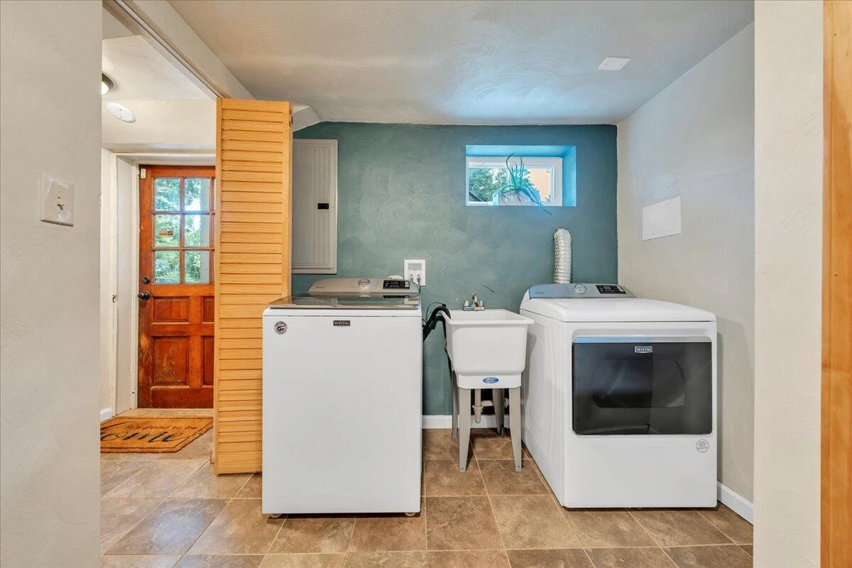 922 Hugh AVE - Photo 44