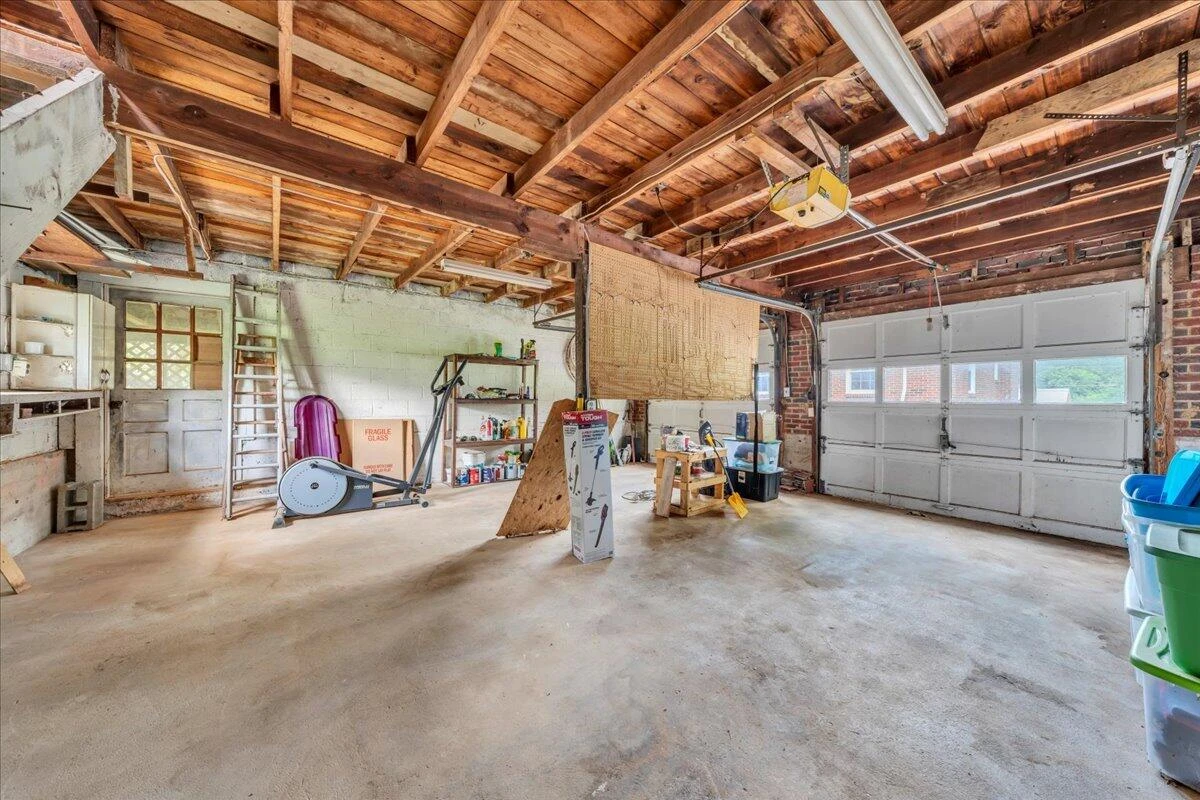 922 Hugh AVE - Photo 45