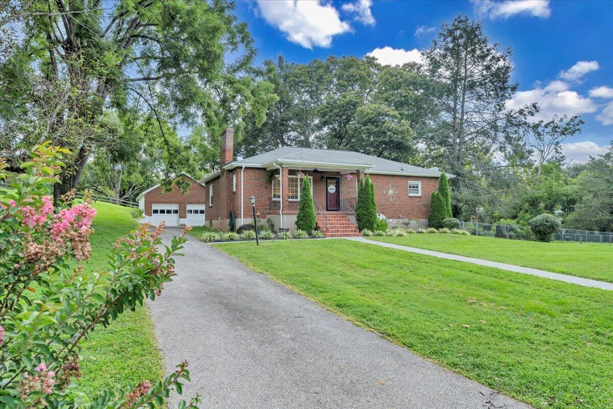 922 Hugh AVE - Photo 61