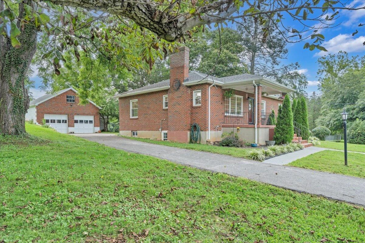 922 Hugh AVE - Photo 66