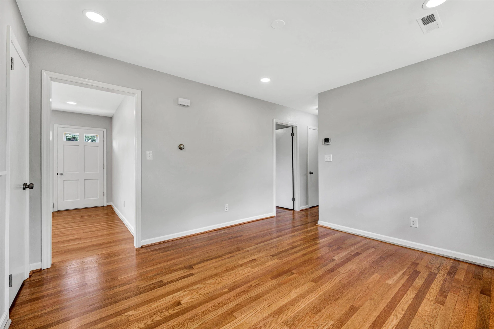 510 Chamberlain LN - Photo 11