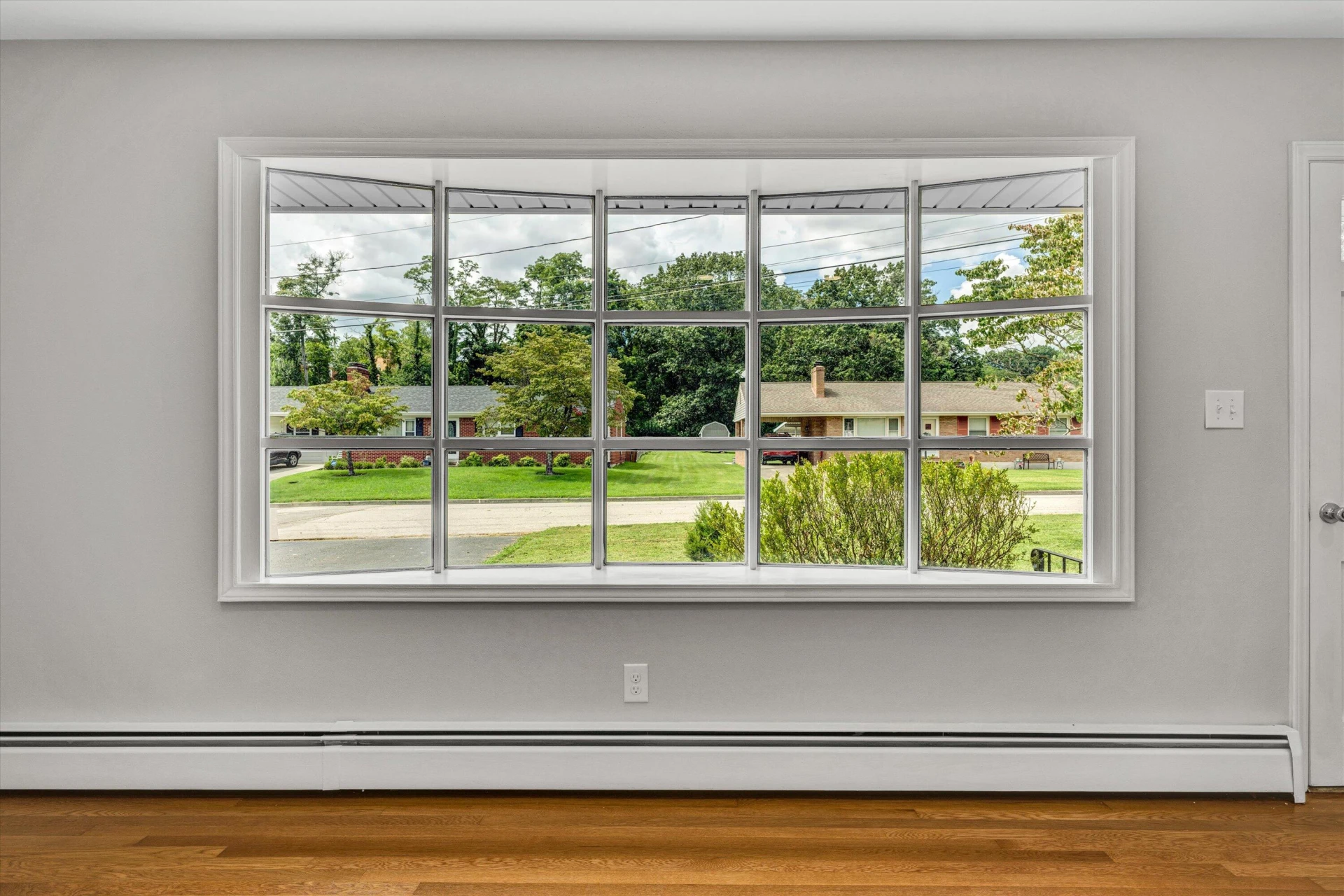 510 Chamberlain LN - Photo 4