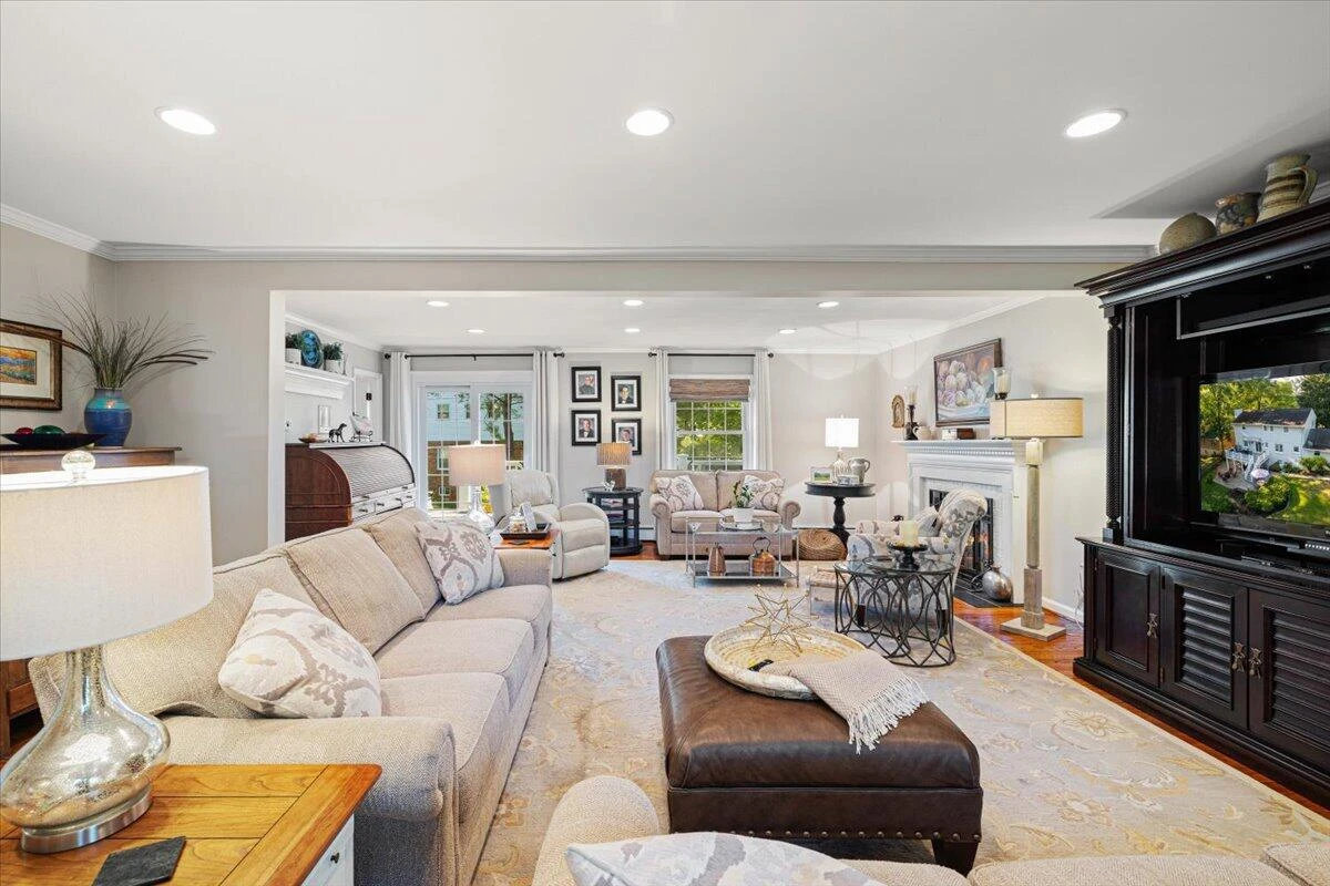 3525 Kenwick TRL - Photo 3