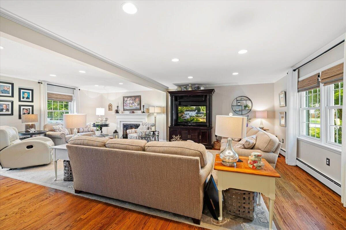 3525 Kenwick TRL - Photo 5