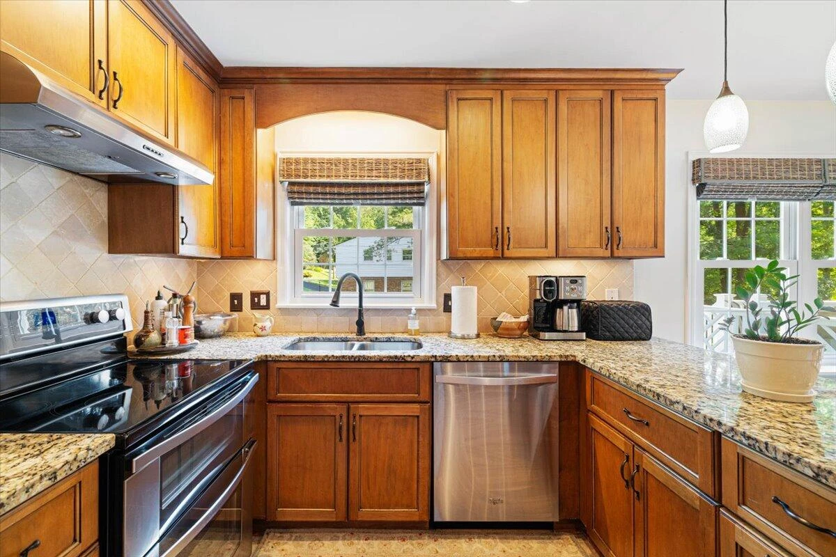 3525 Kenwick TRL - Photo 8
