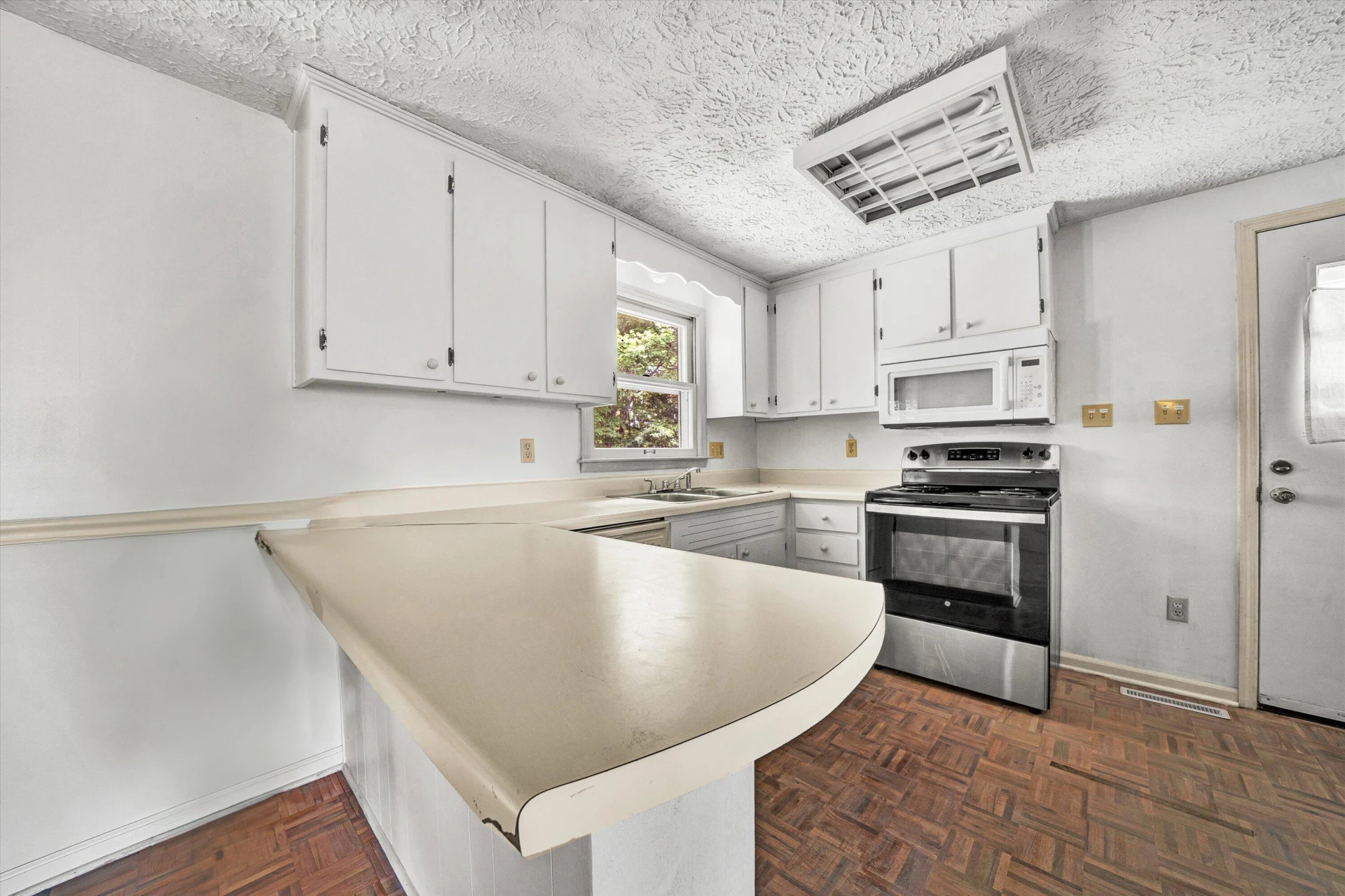 5658 Callaway RD - Photo 13