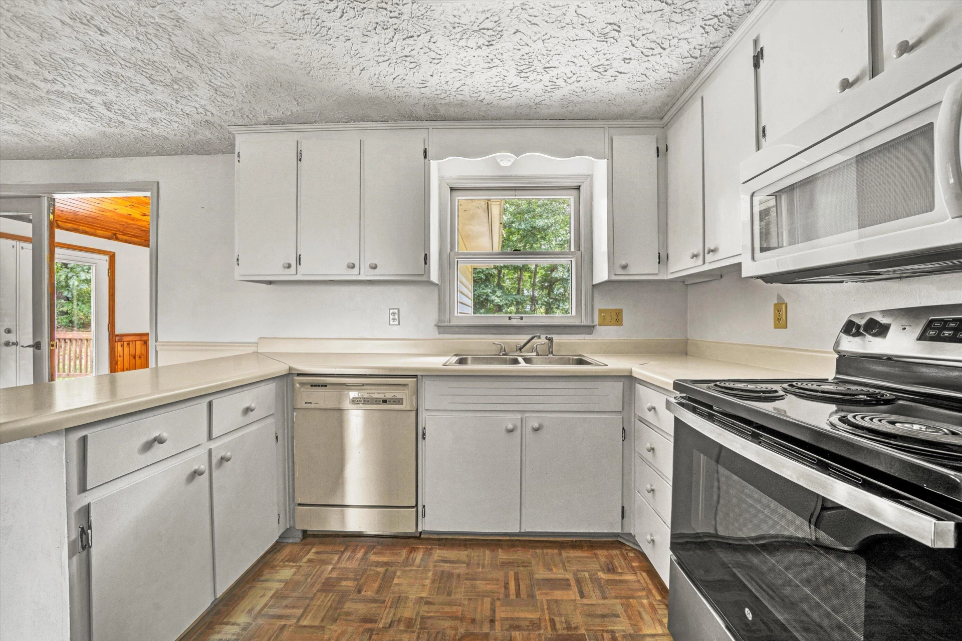 5658 Callaway RD - Photo 14