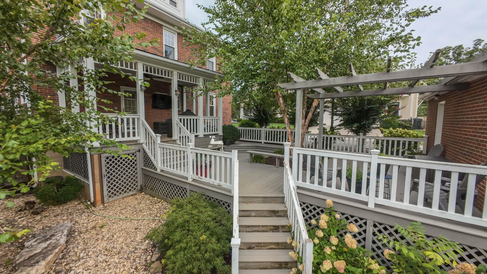 301 Broad ST - Photo 15