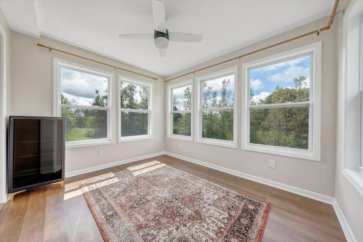 1096 Coupies LN - Photo 25