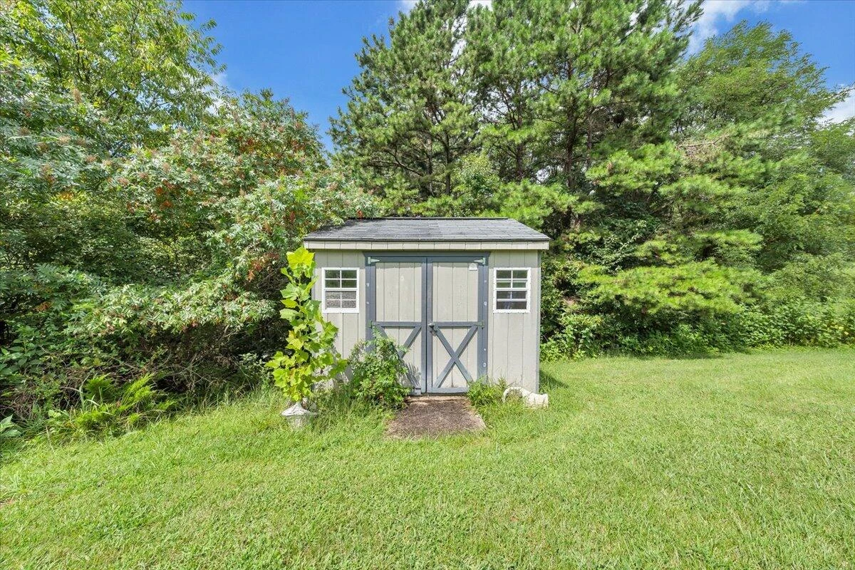 1096 Coupies LN - Photo 33