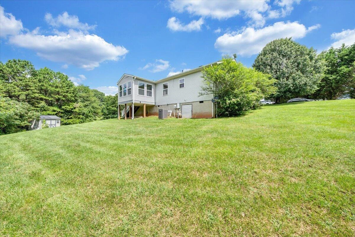 1096 Coupies LN - Photo 37