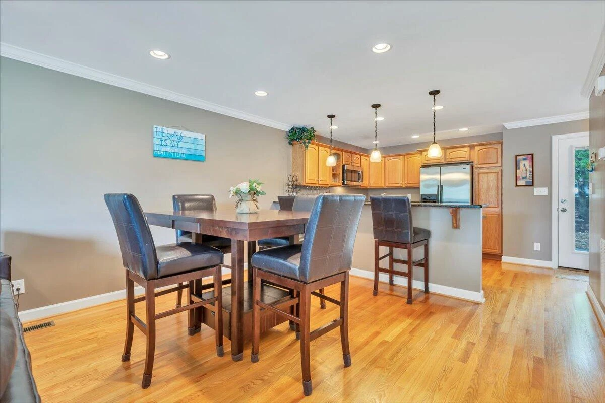 220 Blarney Stone CT - Photo 10