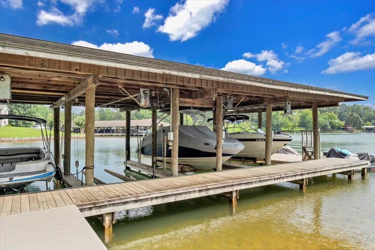 220 Blarney Stone CT - Photo 100