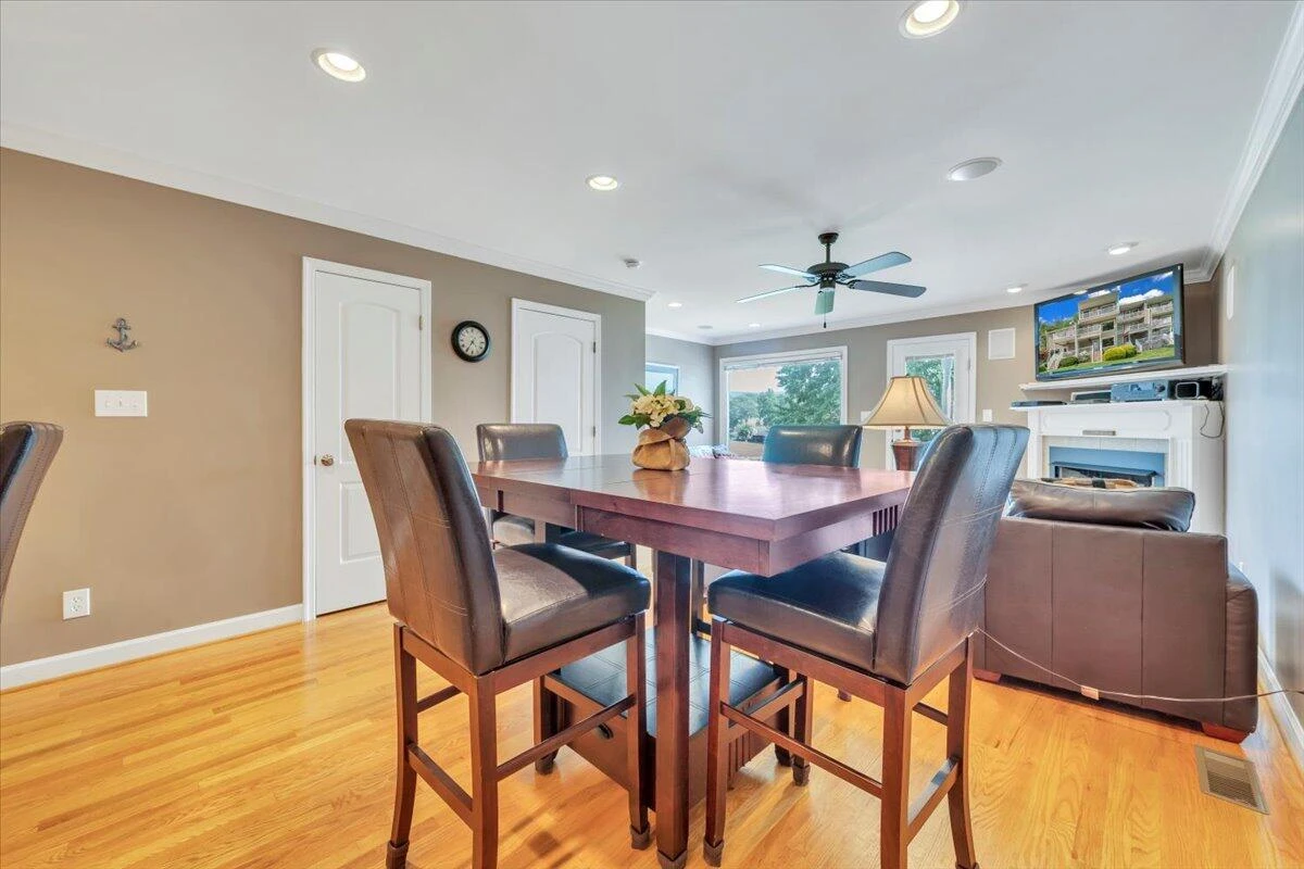 220 Blarney Stone CT - Photo 14
