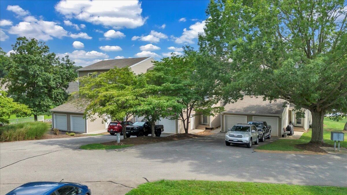 220 Blarney Stone CT - Photo 51