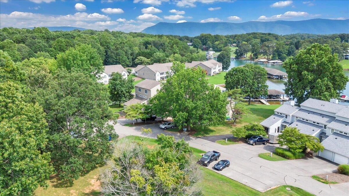 220 Blarney Stone CT - Photo 55