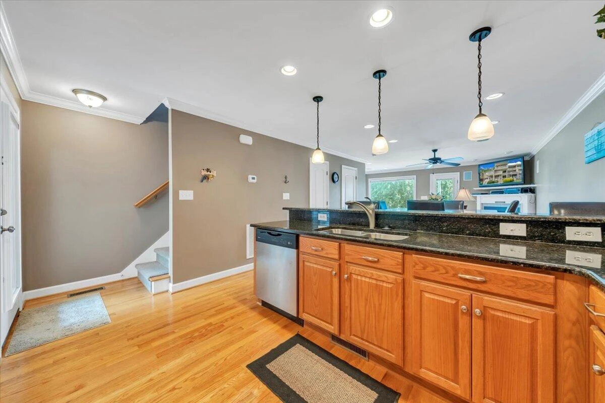 220 Blarney Stone CT - Photo 6