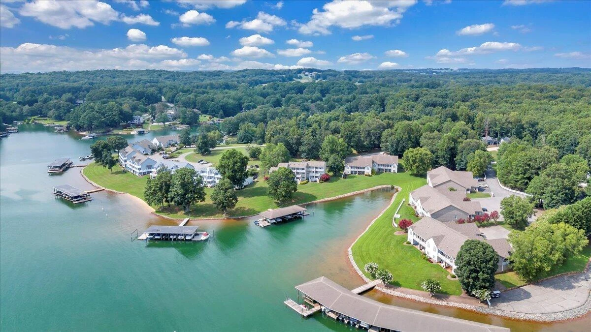 220 Blarney Stone CT - Photo 68