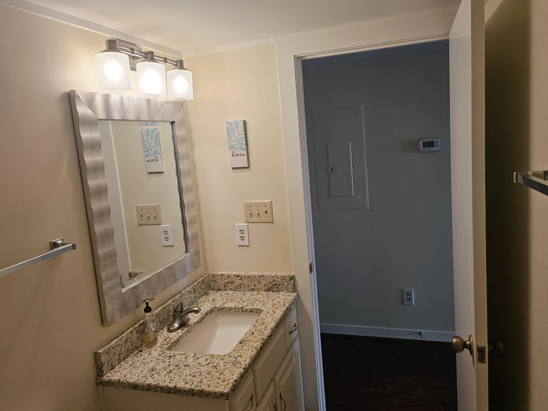 6605 Smith Mountain RD #101 - Photo 13