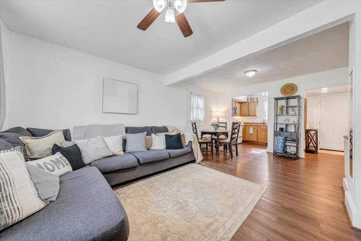 3148 Garden City BLVD - Photo 2