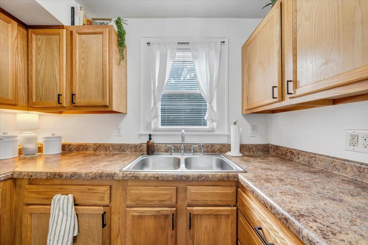 3148 Garden City BLVD - Photo 7