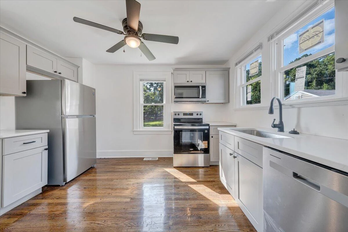 1710 Eddy AVE - Photo 12