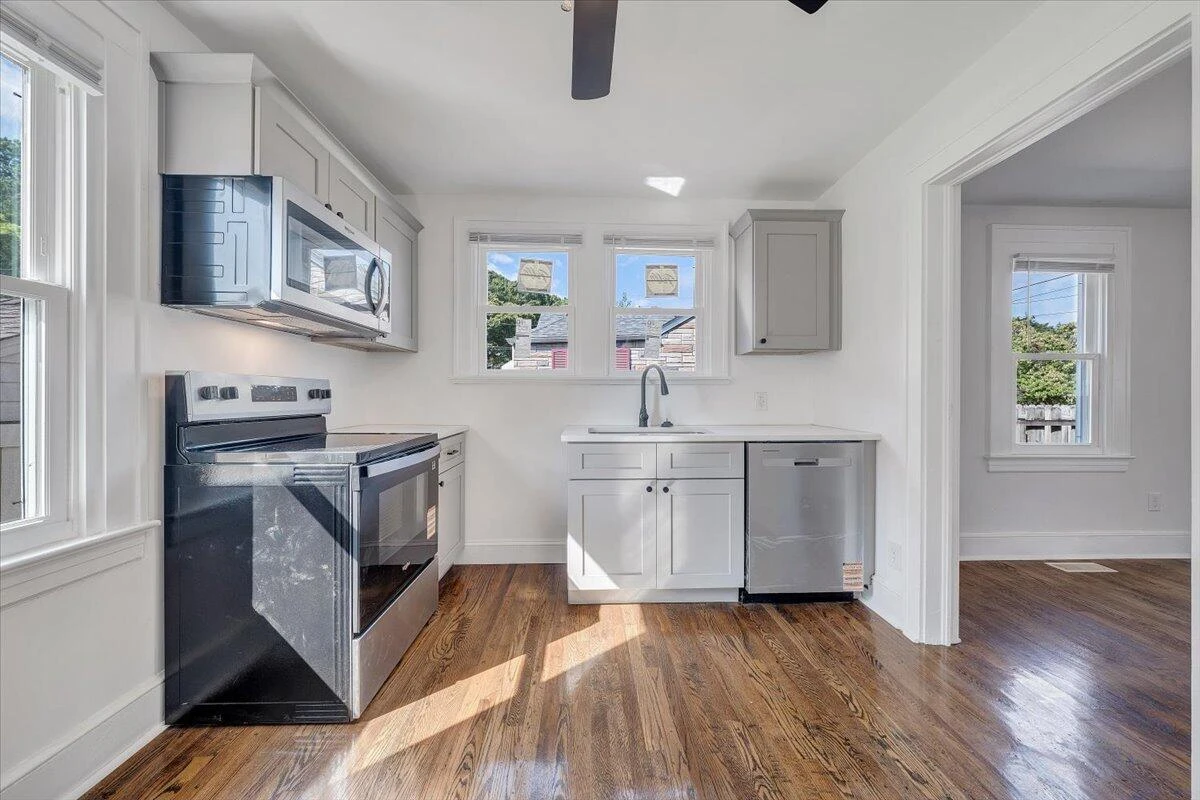 1710 Eddy AVE - Photo 15