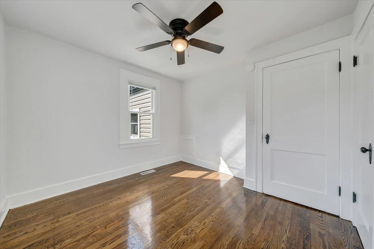 1710 Eddy AVE - Photo 23