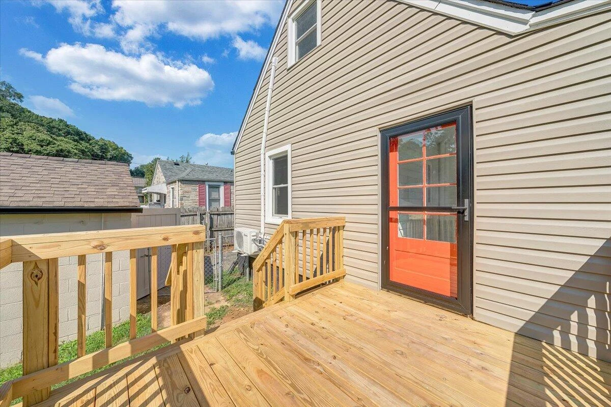 1710 Eddy AVE - Photo 35