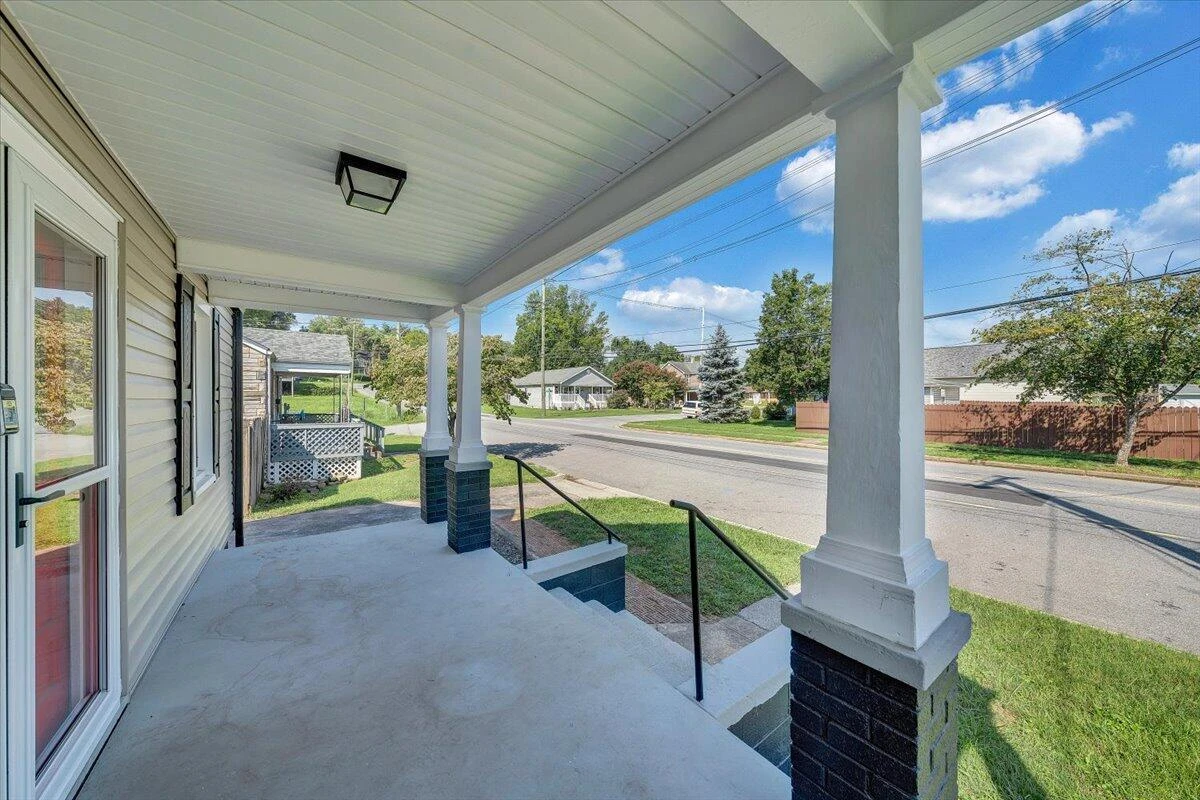 1710 Eddy AVE - Photo 44