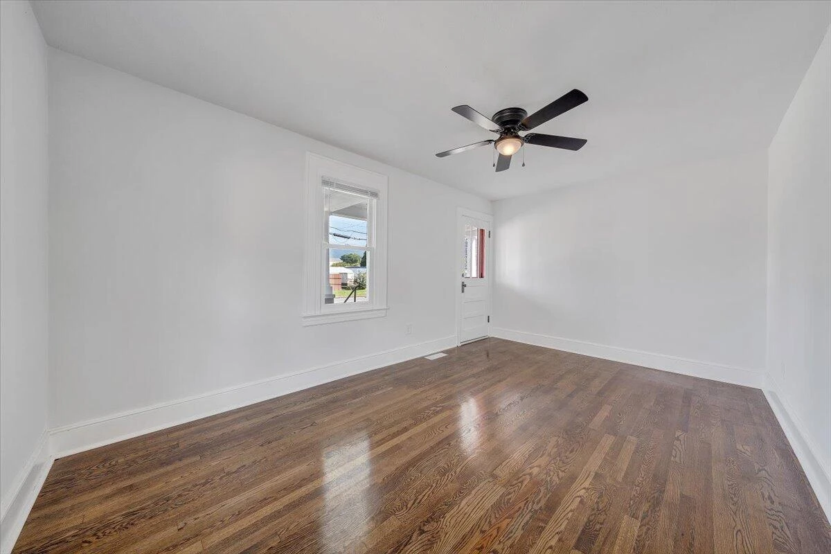 1710 Eddy AVE - Photo 5