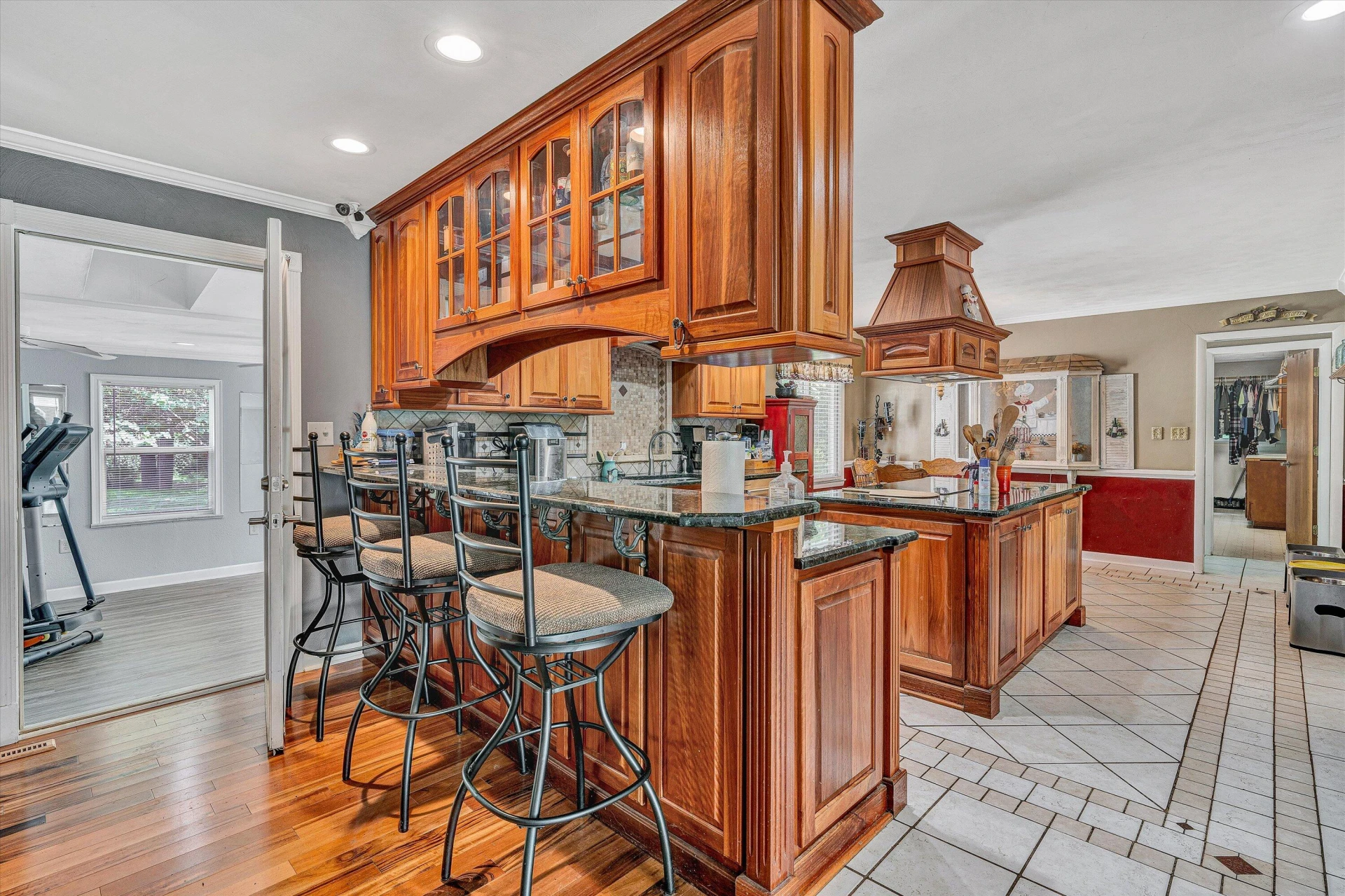 5835 Lakemont DR - Photo 12