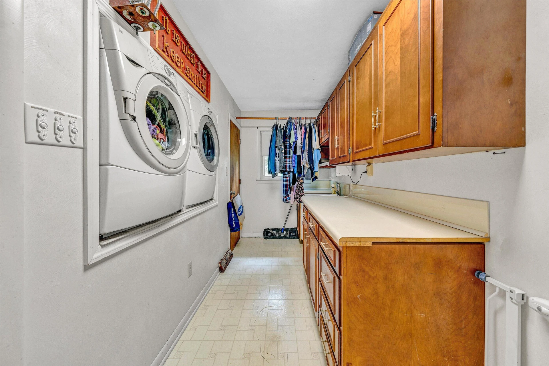 5835 Lakemont DR - Photo 35