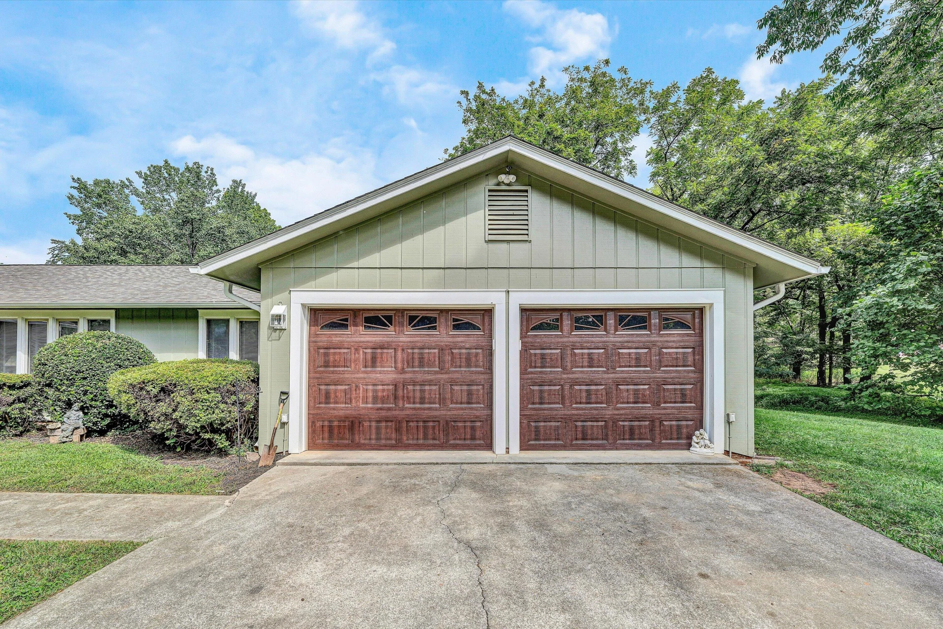 5835 Lakemont DR - Photo 37