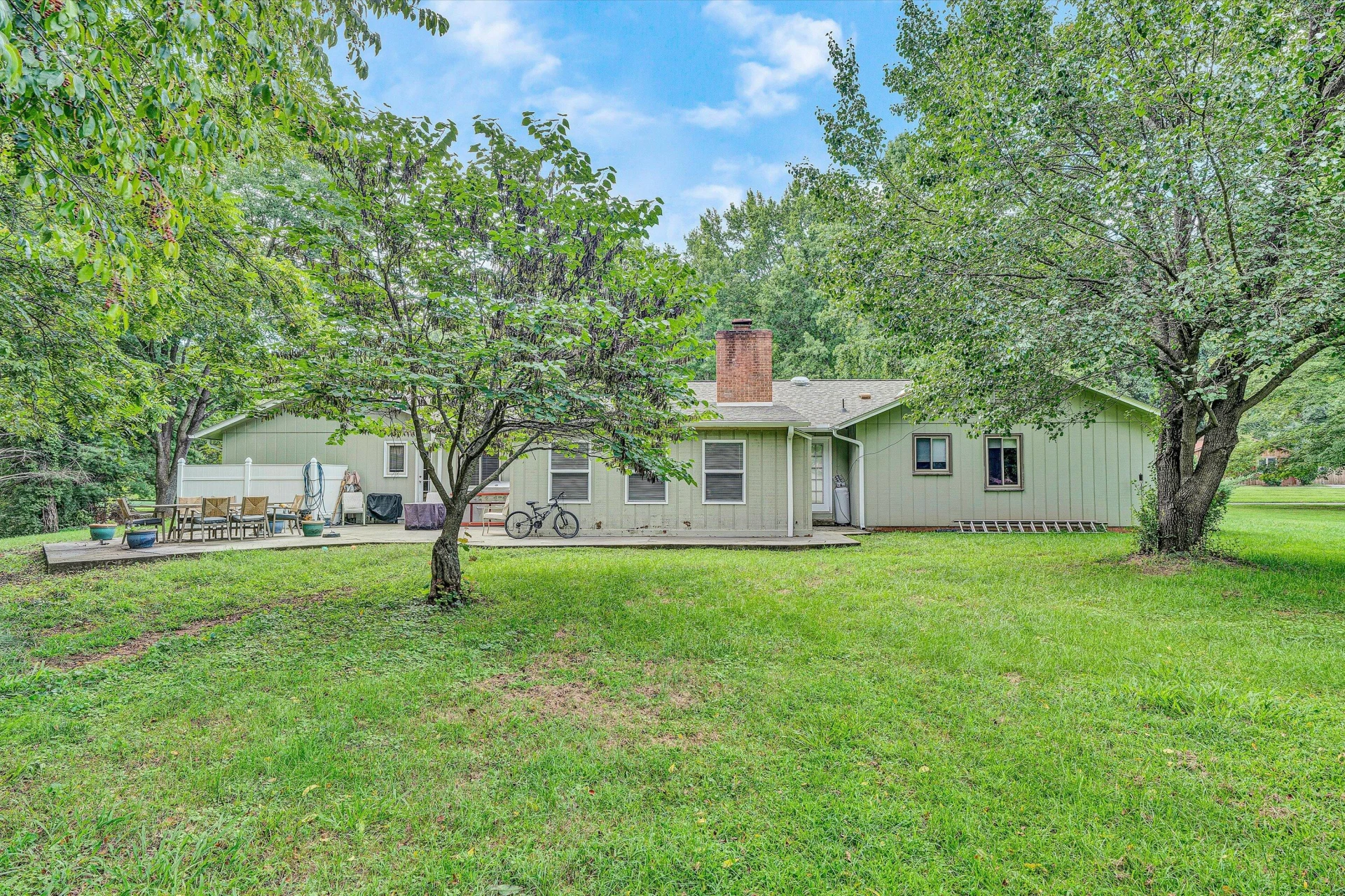 5835 Lakemont DR - Photo 45