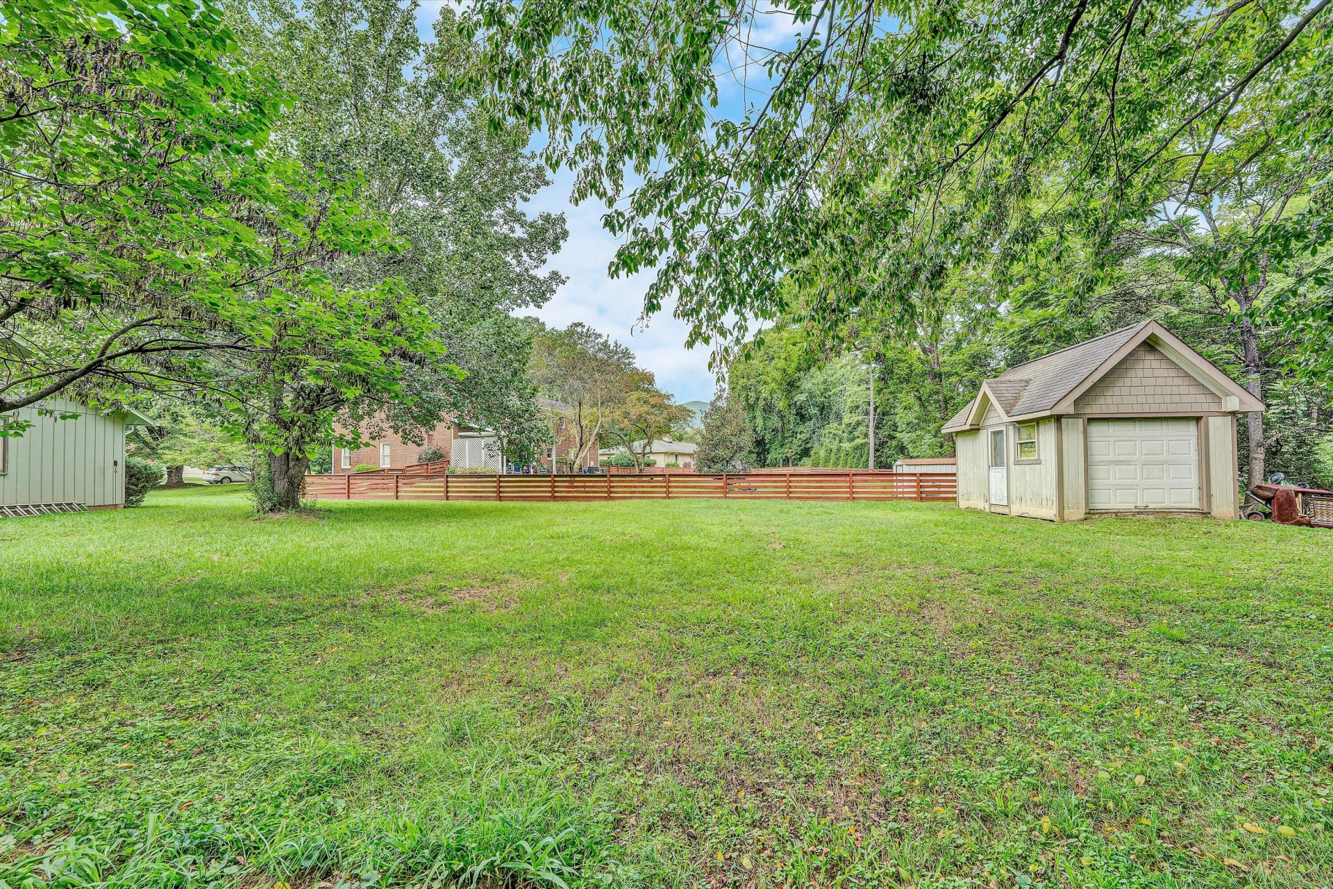 5835 Lakemont DR - Photo 47