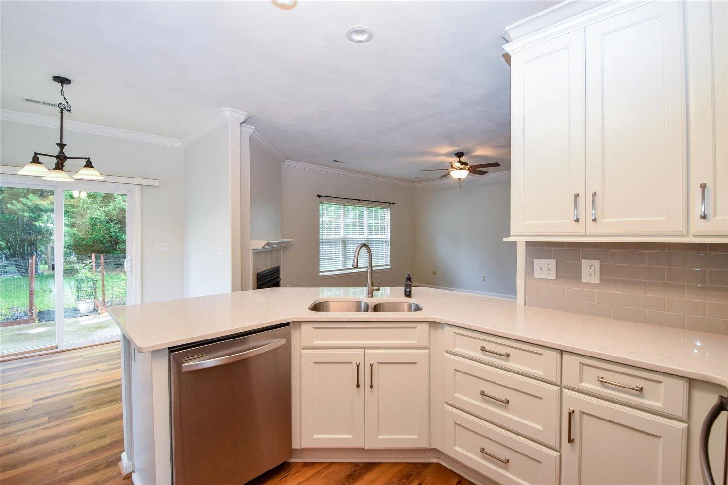 6006 Chagall DR - Photo 12