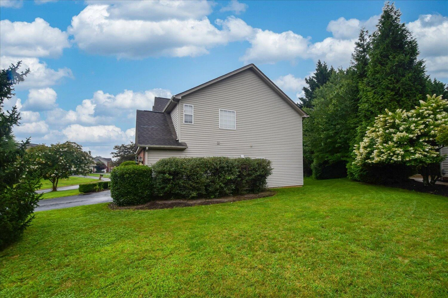 6006 Chagall DR - Photo 31