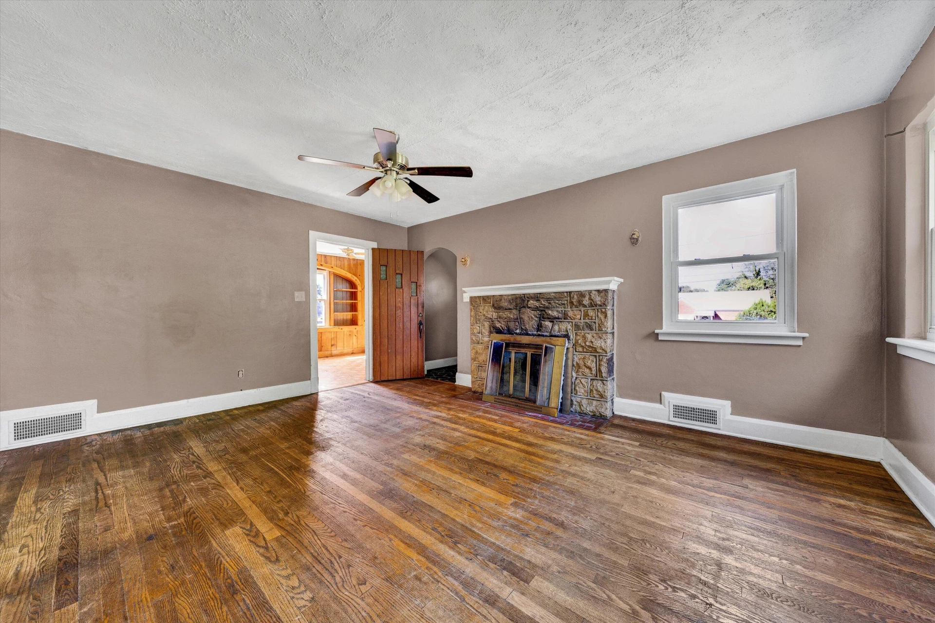 2807 Mansfield ST - Photo 6