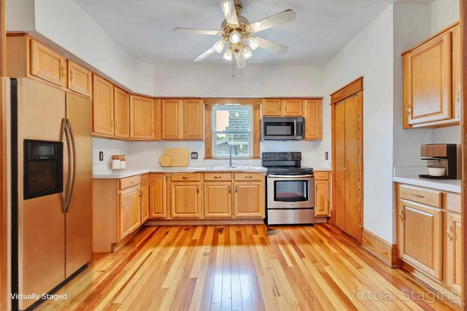 1127 Montrose AVE - Photo 23