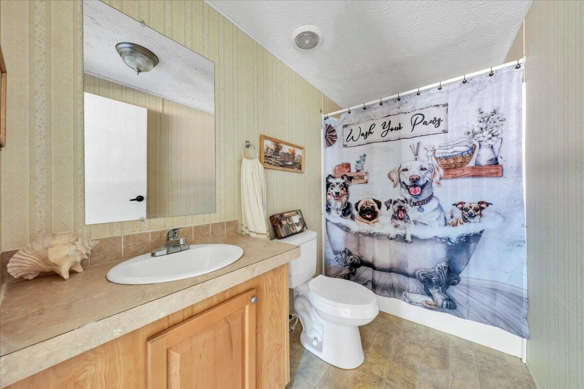 6638 Stewartsville RD - Photo 21