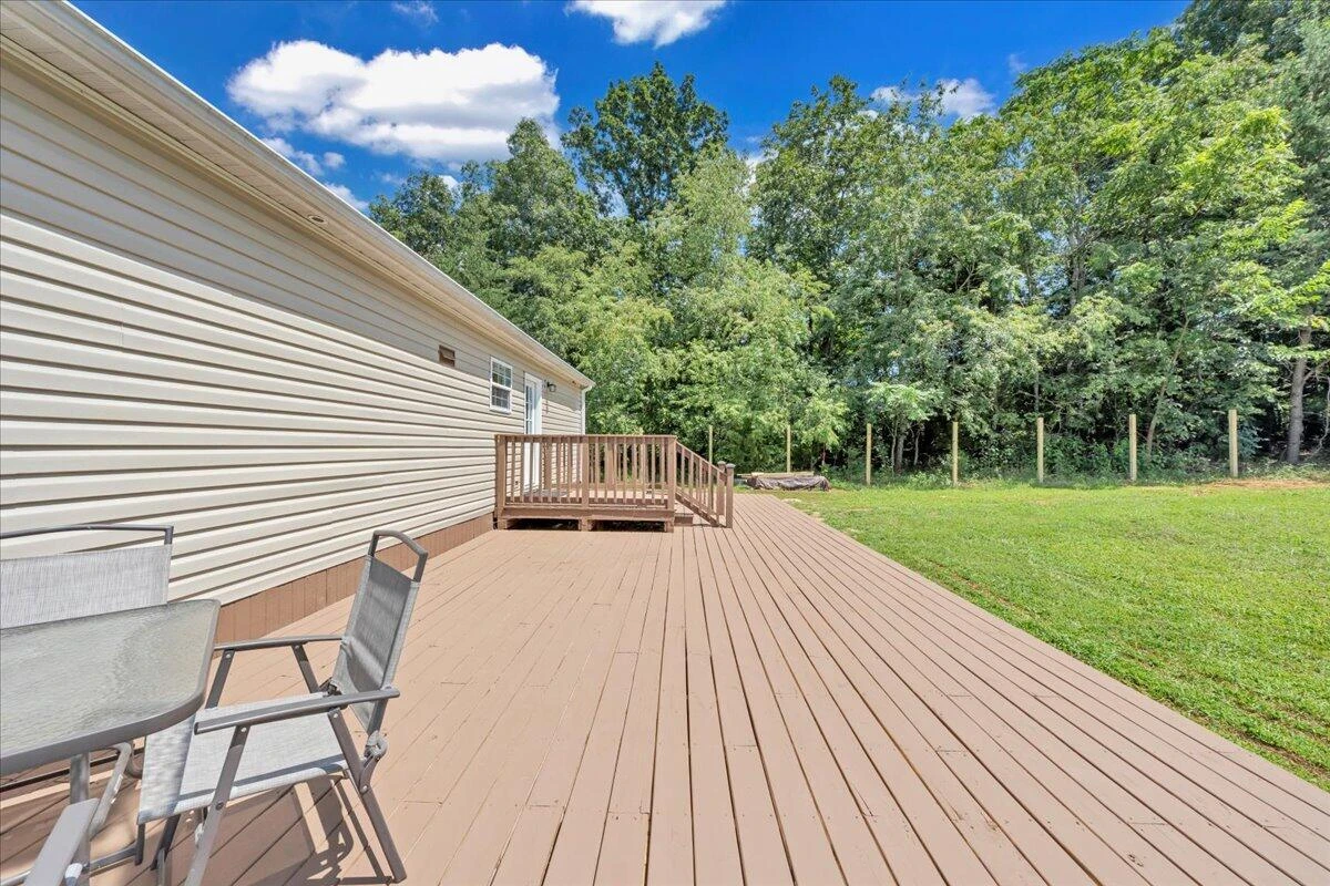 6638 Stewartsville RD - Photo 26