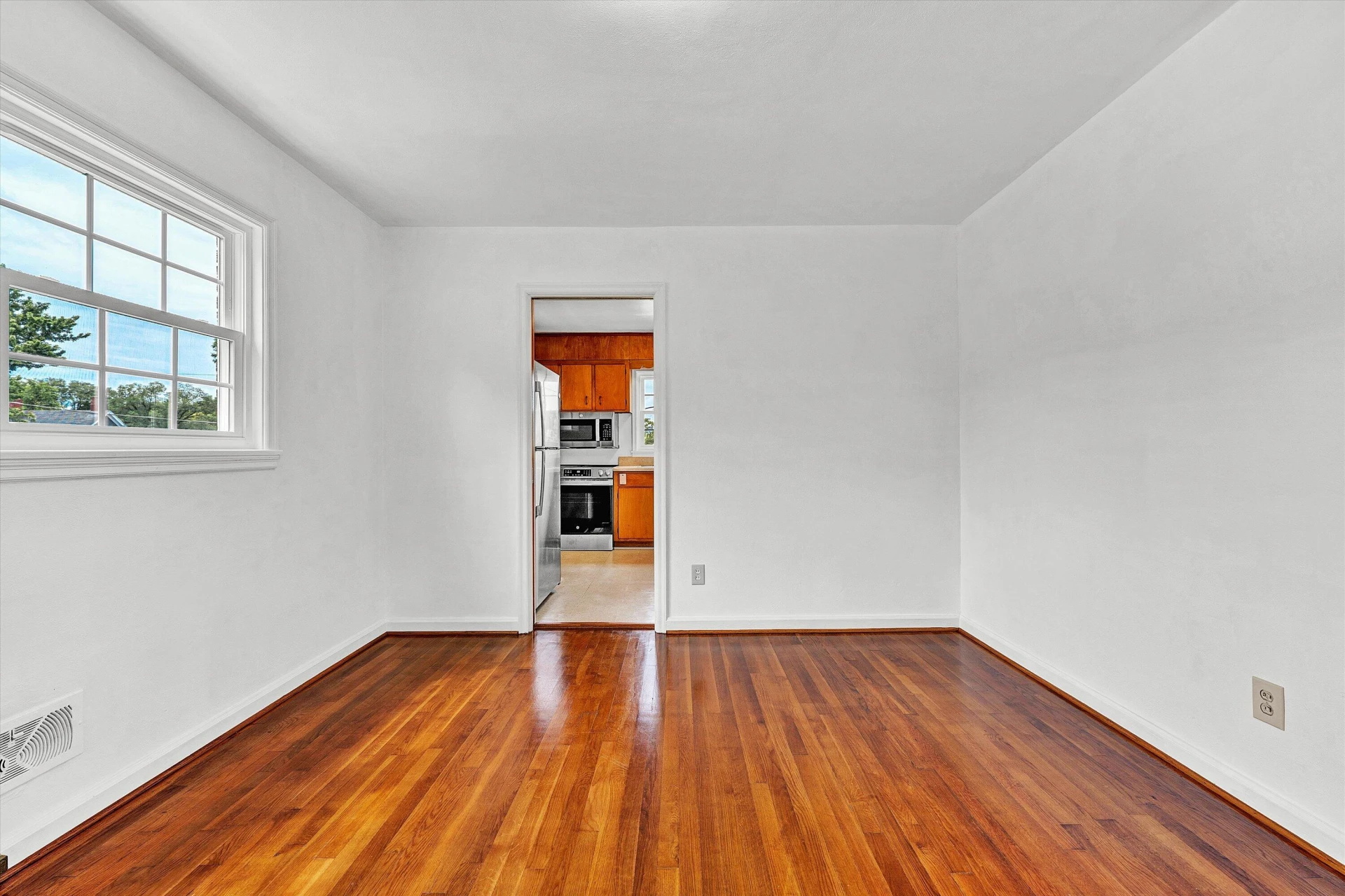 1518 Lexington AVE - Photo 16