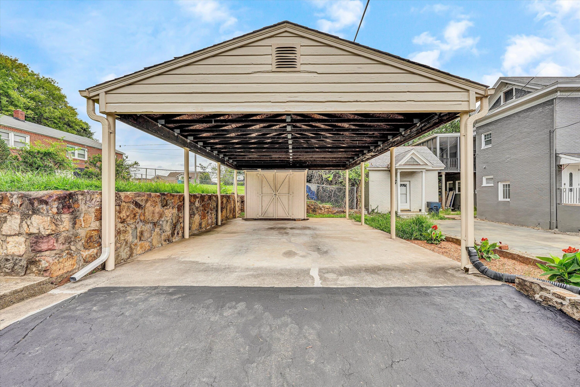 1518 Lexington AVE - Photo 32