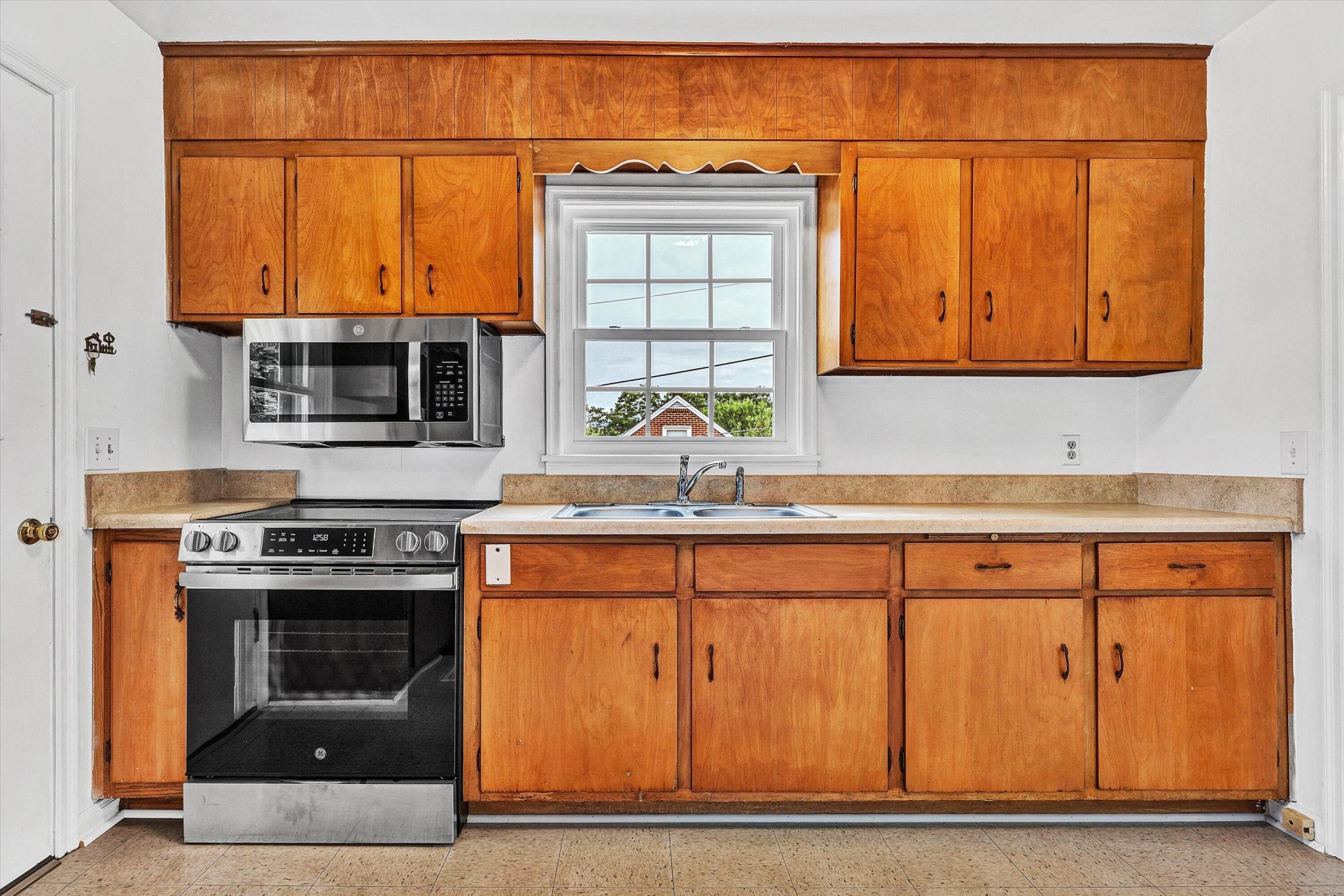 1518 Lexington AVE - Photo 12