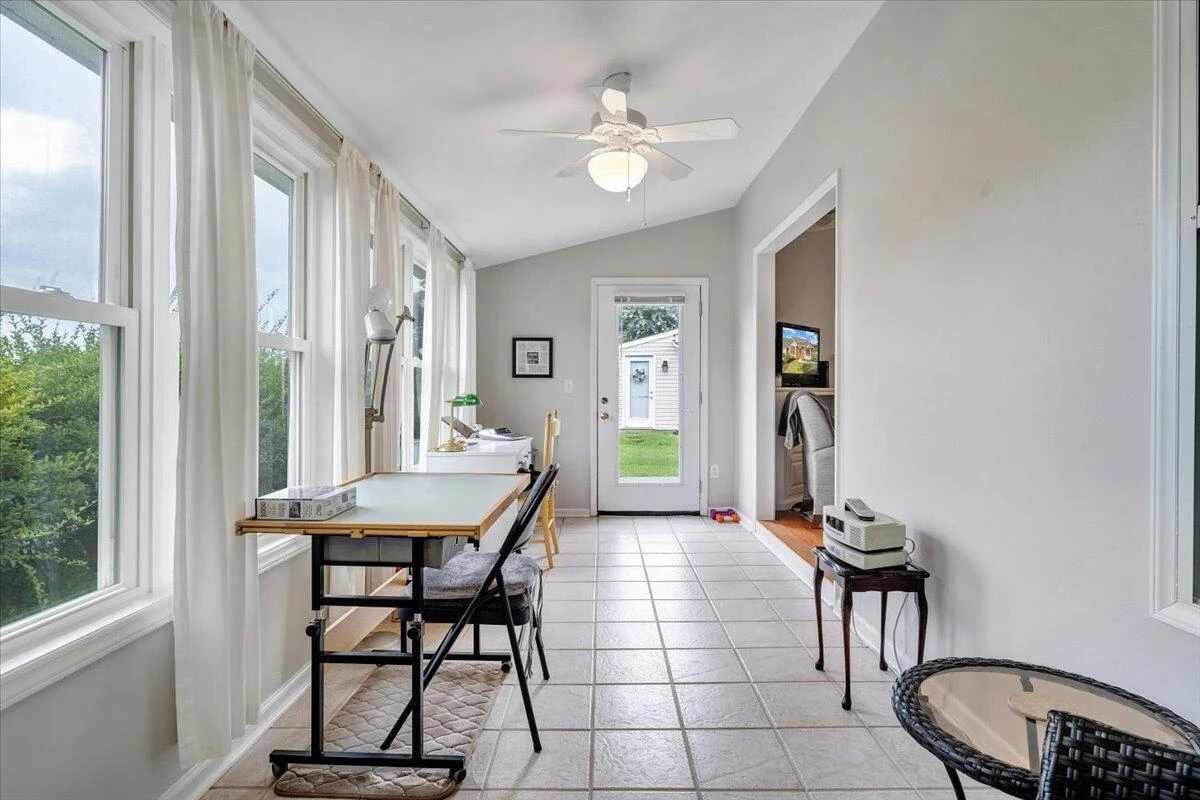 6920 Scotch Pine LN - Photo 19